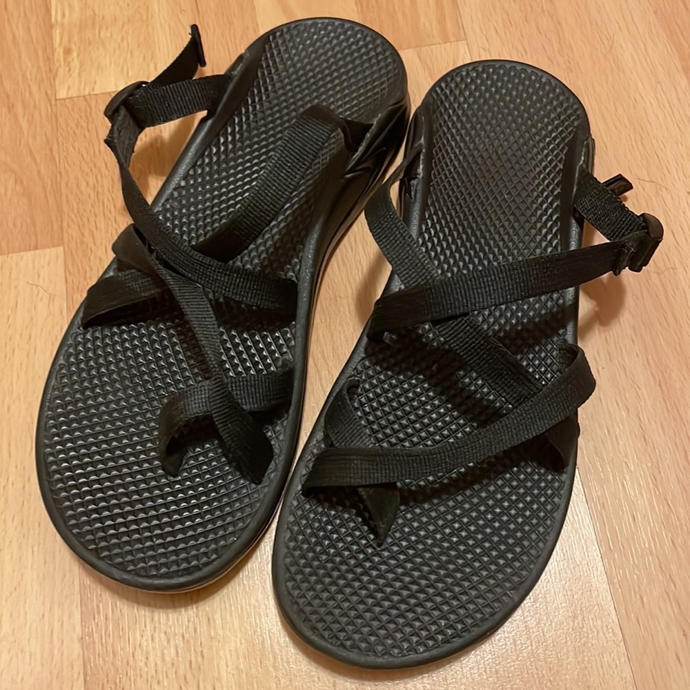 Black Chacos Size 8, slip on